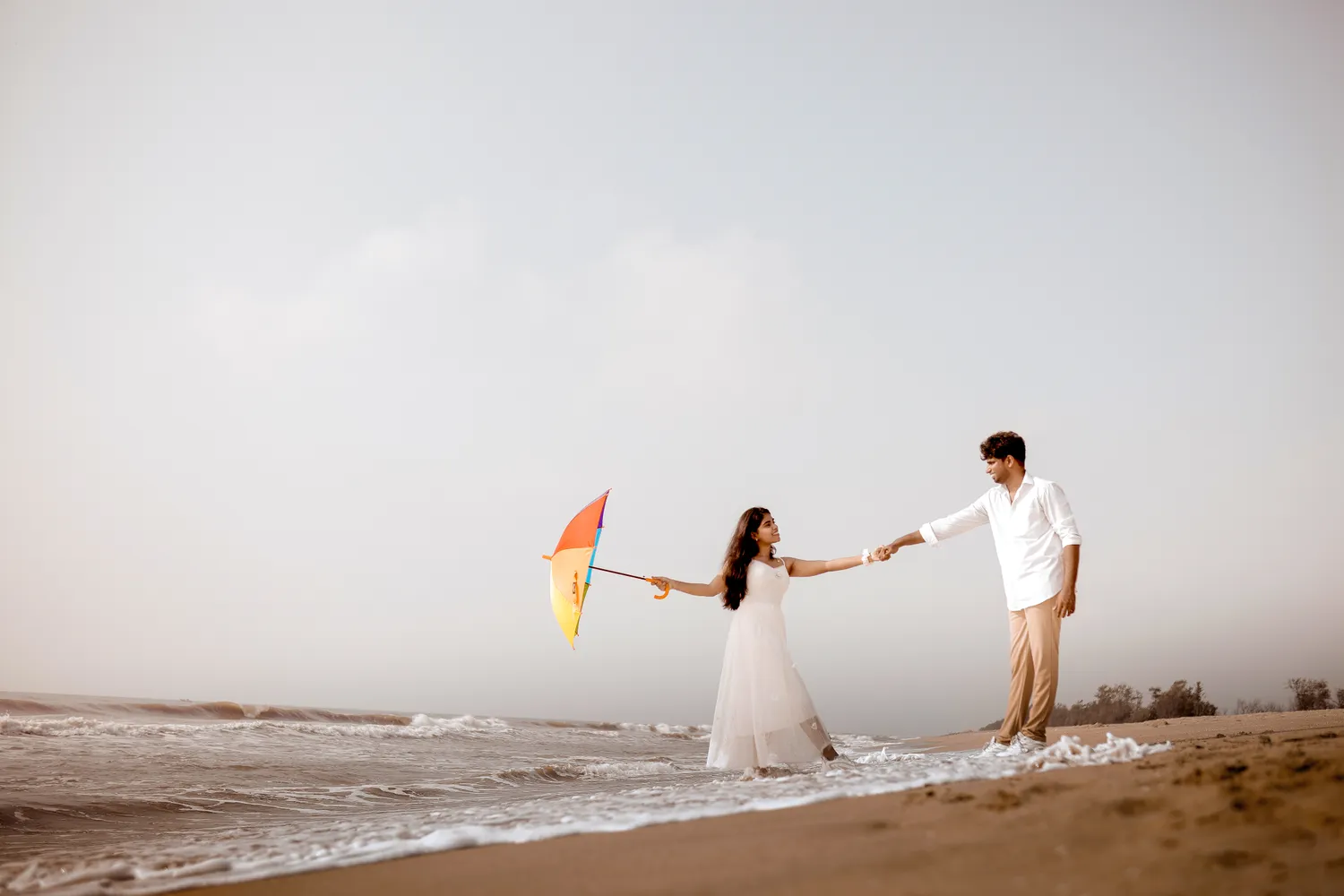 PRE WEDDING image